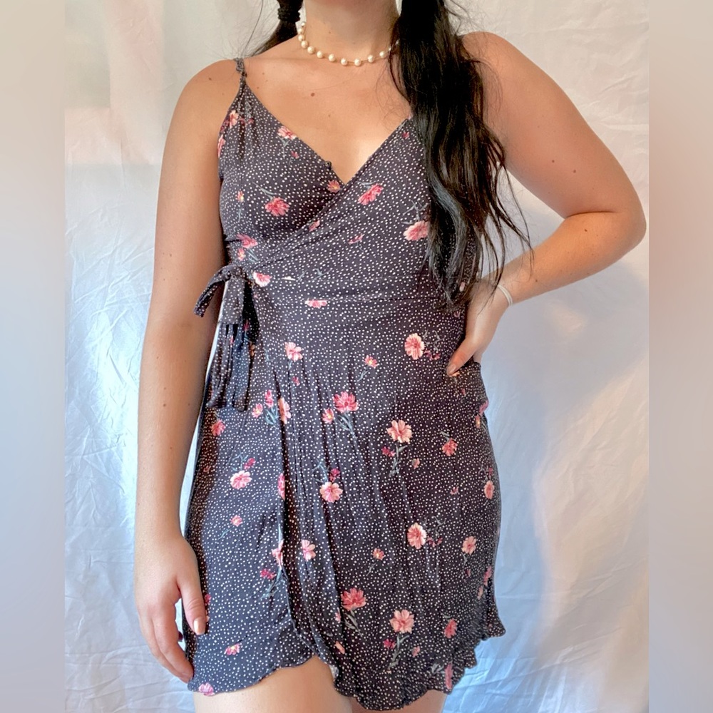 🌺Black Floral Wrap Dress🌺